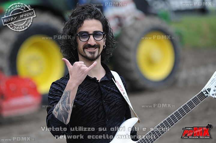 ROB_5087 (Copy).JPG